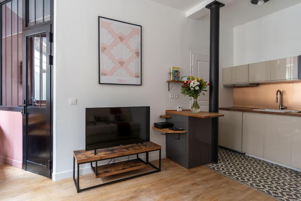 Appartement Magnifique Et Relaxant Avec Sauna Париж Екстериор снимка
